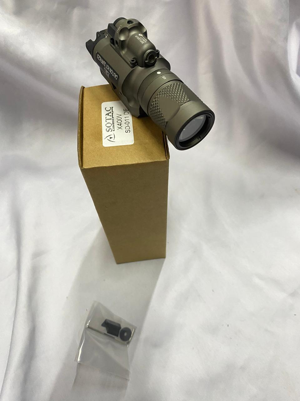 SOTAC X400V LED lighting + burst flash + red laser – FDE (SD-011-DE)