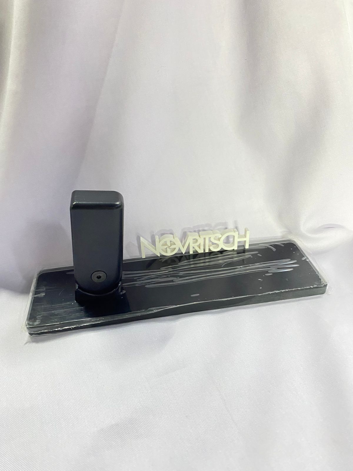 Novritsch Pistol Stand (05150)(p134)