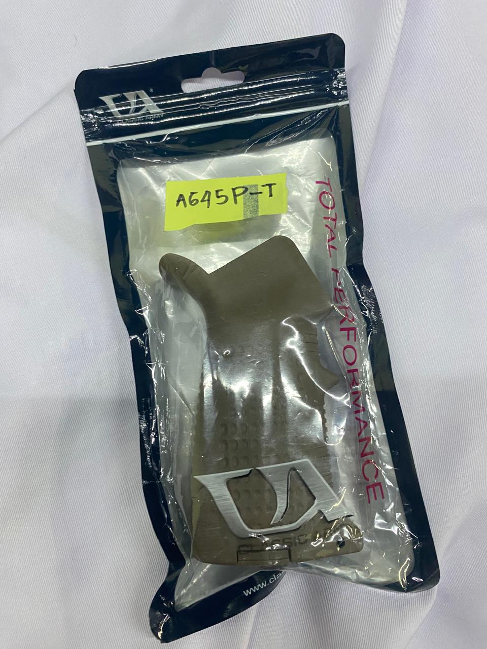 Classic Army New M4 Grip (Quick Change Motor) (Tan) (A645P-T)